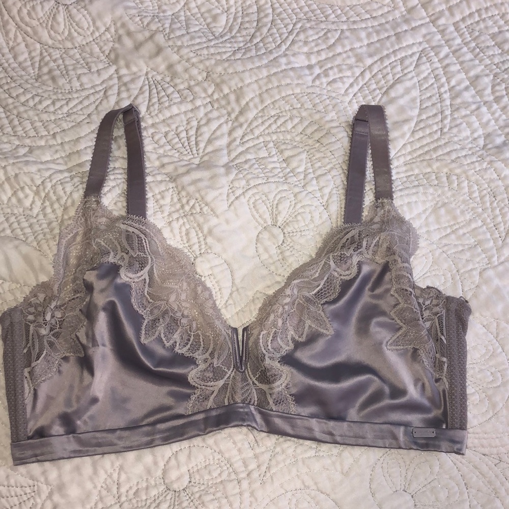 Lacy Lavender Satin Bra